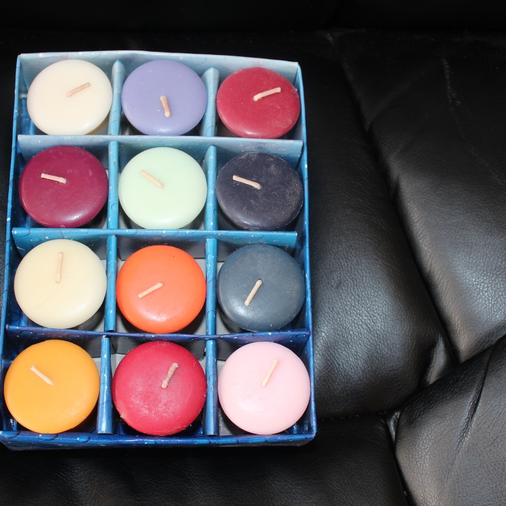 Calmness & Candles Set of 12 Candles-TIA2 - Picture 2 of 2